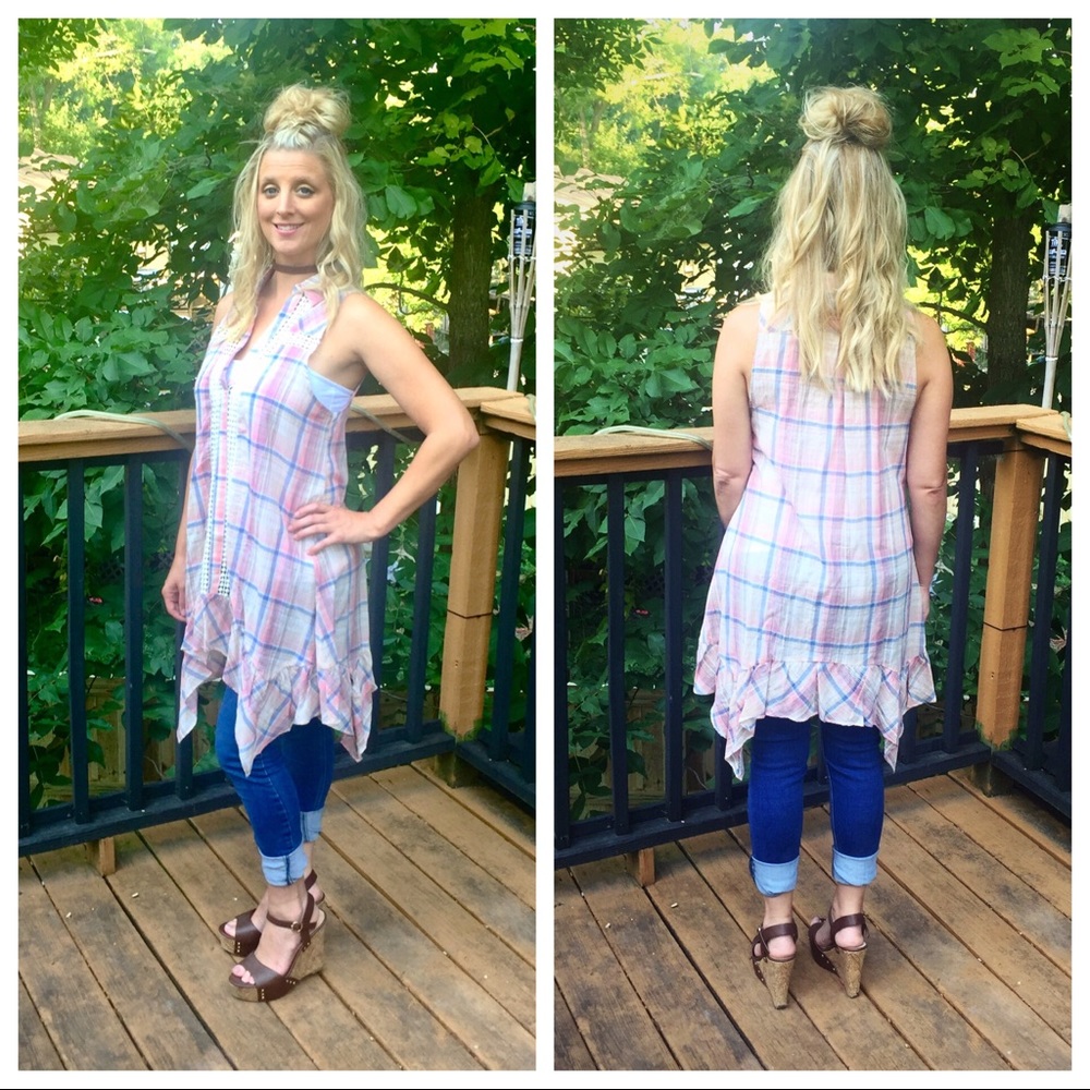 Pasty pink and blue ruffle top